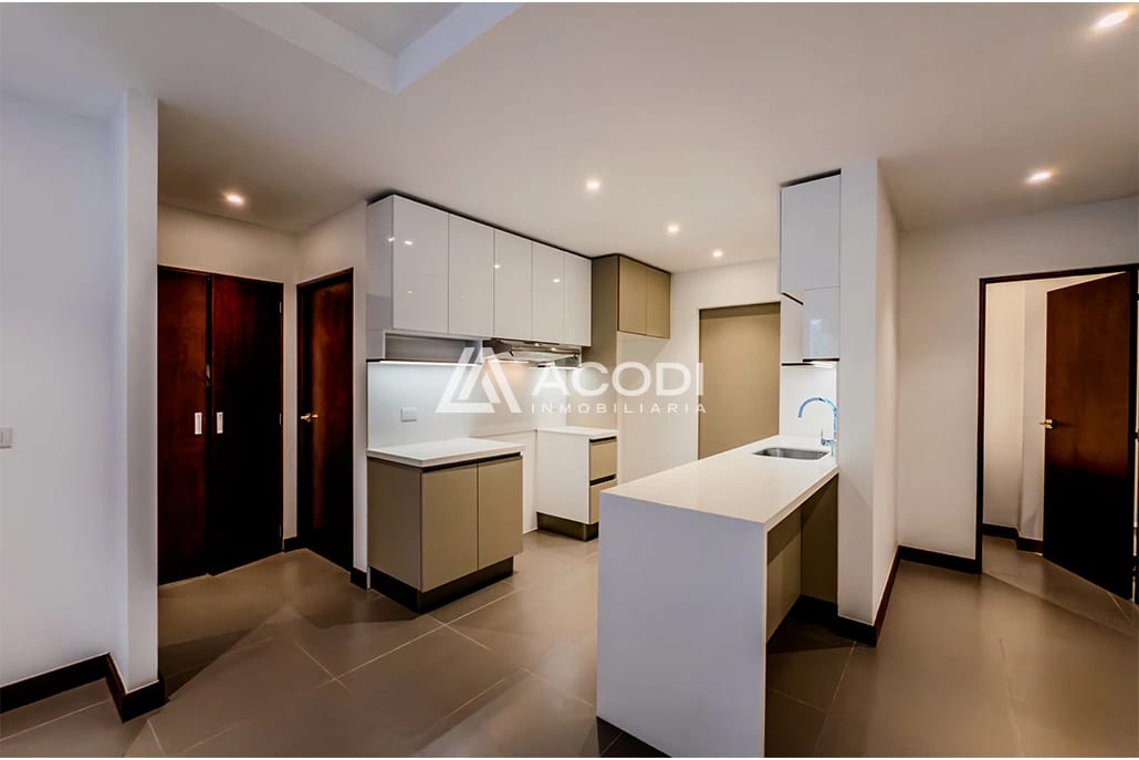 Apartamento con jardín en zona 13 — Apartamento en Venta en Zona 13, Guatemala, Ciudad — foto 1 de 10