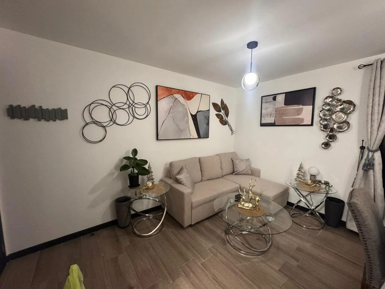 Apartamento amueblado en Zona 11 — Apartamento en Alquiler en Zona 11, Guatemala, Ciudad — foto 2 de 8