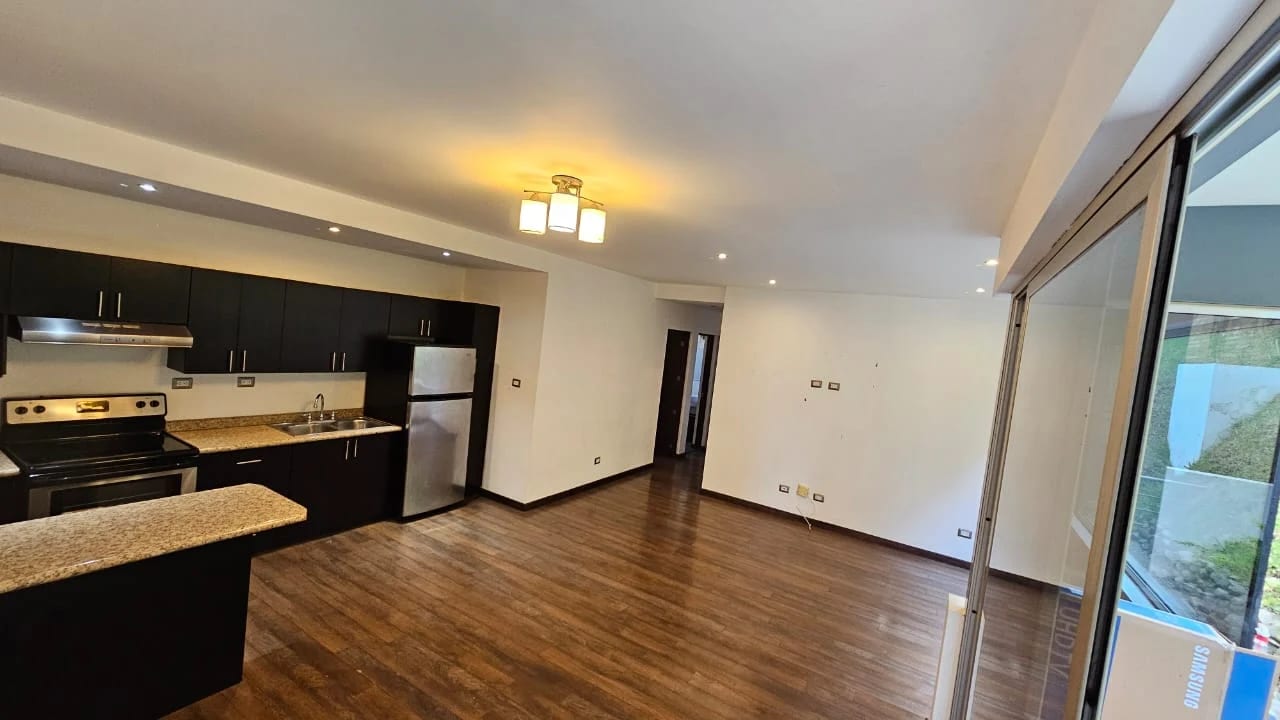Apartamento con jardín en Vista Hermosa IV, Zona 16 — Apartamento en Venta en Zona 16, Guatemala, Ciudad — foto 8 de 10