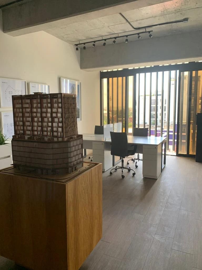 Oficina en Zona 4 — Oficina en Venta en Zona 4, Guatemala, Ciudad — foto 1 de 7