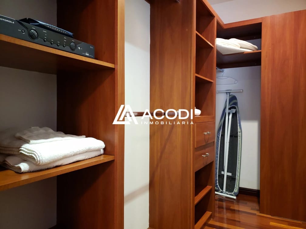 Apartamento amueblado en zona 14 — Apartamento en Venta en Zona 14, Guatemala, Ciudad — foto 3 de 11