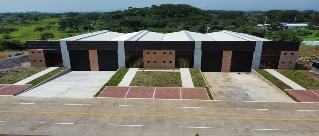 Bodegas en Km 67 Carretera CA-2, Escuintla — Bodega / Ofibodega en Alquiler en Escuintla, Escuintla — foto 1 de 3
