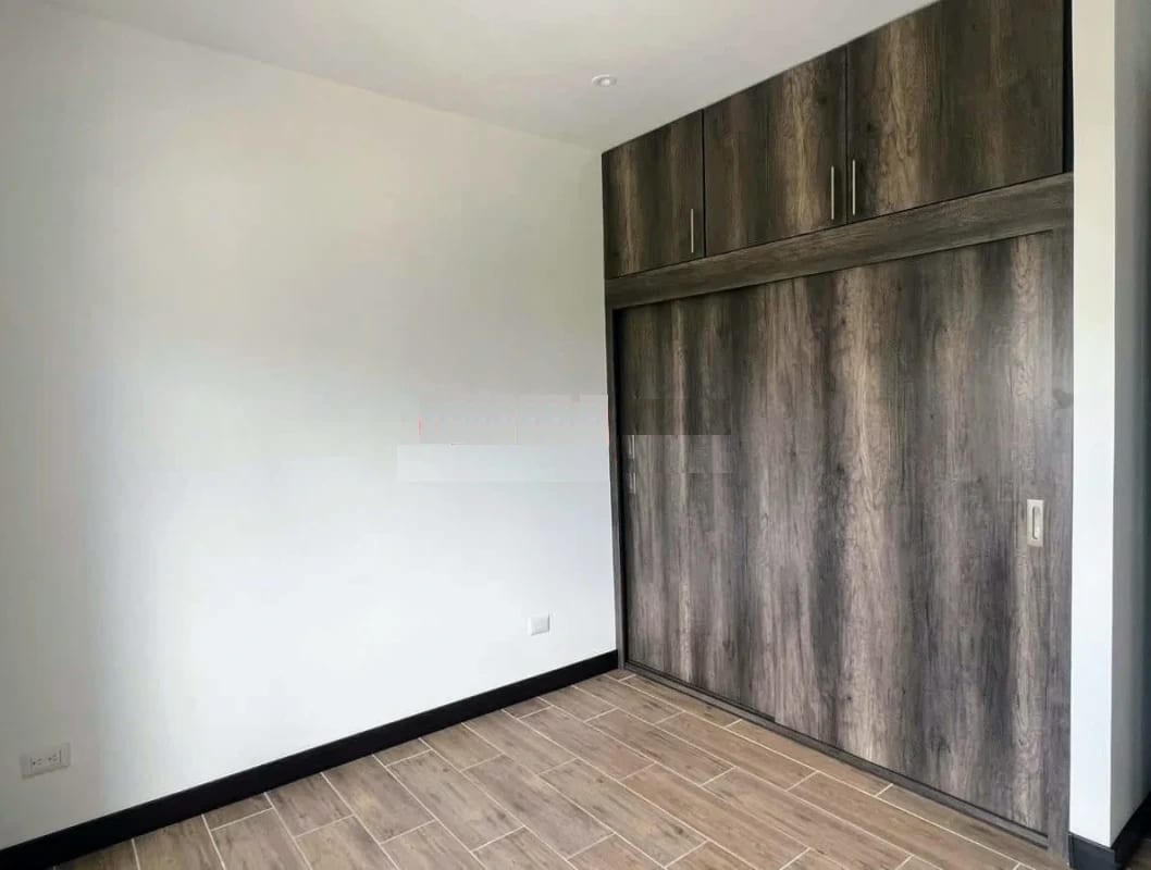 Apartamento en Zona 10 — Apartamento en Venta en Zona 10, Guatemala, Ciudad — foto 5 de 10