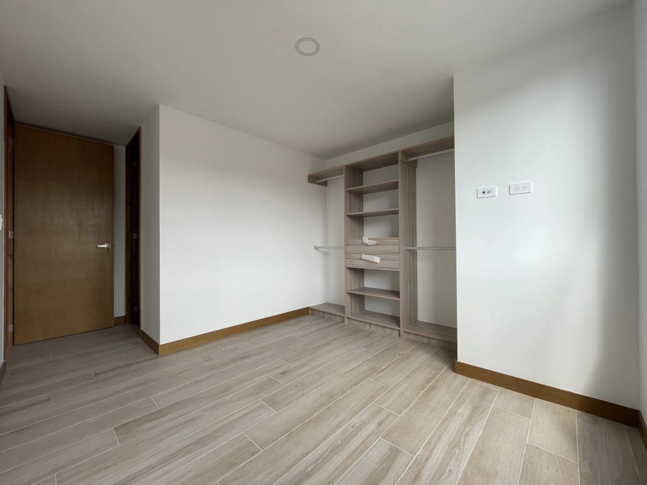Apartamento en Zona 14 — Apartamento en Venta en Zona 14, Guatemala, Ciudad — foto 6 de 8