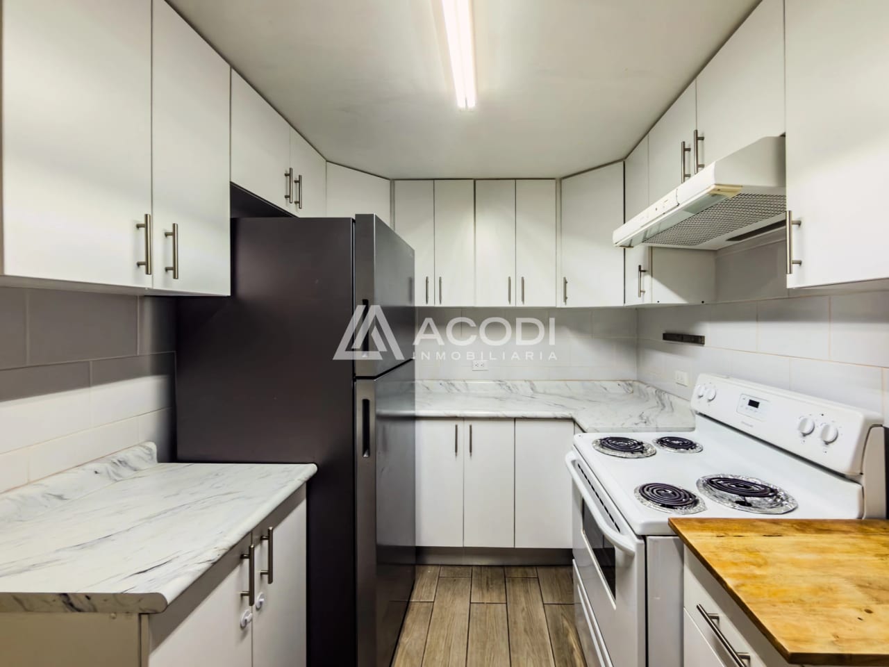 Apartamento en Zona 10 — Apartamento en Alquiler en Zona 10, Guatemala, Ciudad — foto 4 de 11