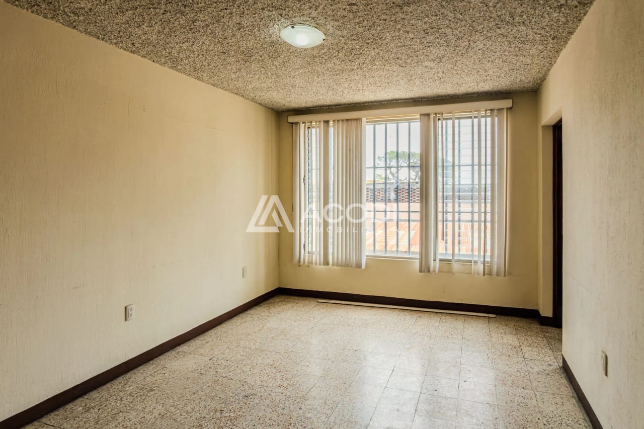 Casa en Zona 10 — Casa en Alquiler en Zona 10, Guatemala, Ciudad — foto 5 de 10