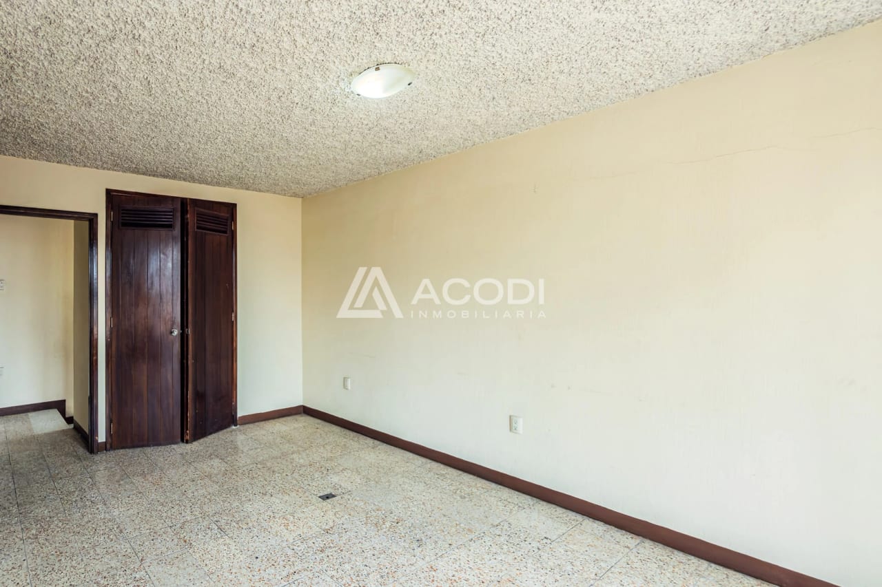Casa en Zona 10 — Casa en Alquiler en Zona 10, Guatemala, Ciudad — foto 7 de 10