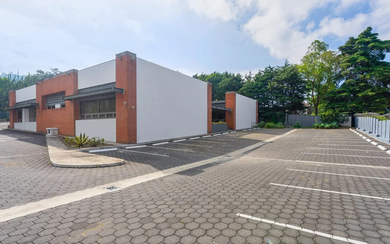 Propiedad comercial en Zona 15 — Local en Venta en Zona 15, Guatemala, Ciudad — foto 10 de 10
