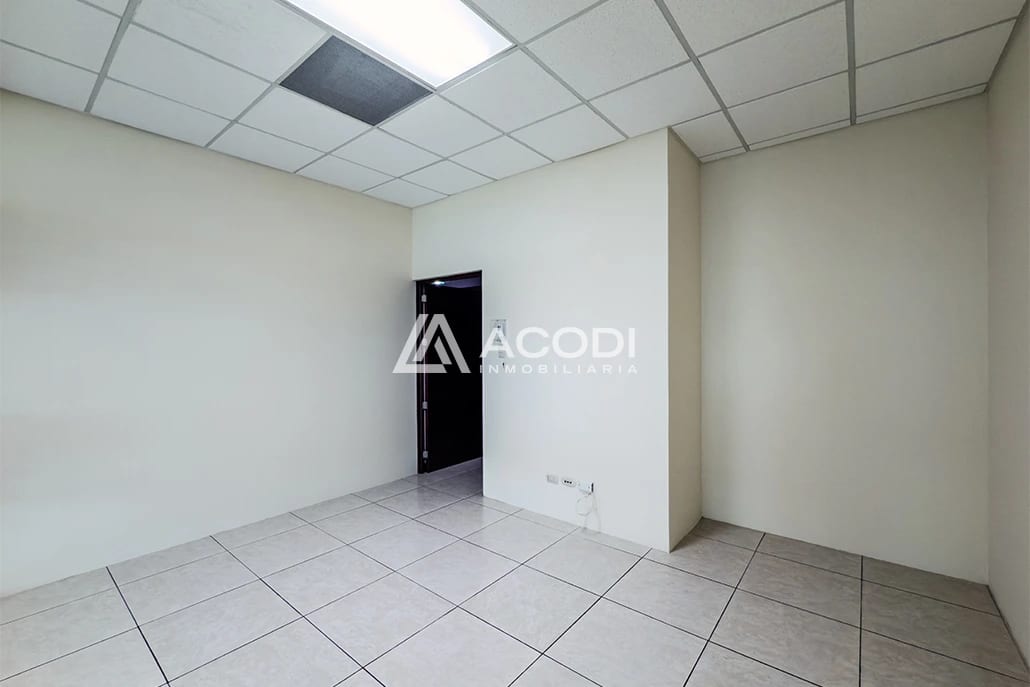 Oficina en Zona 10 — Oficina en Alquiler en Zona 10, Guatemala, Ciudad — foto 8 de 8