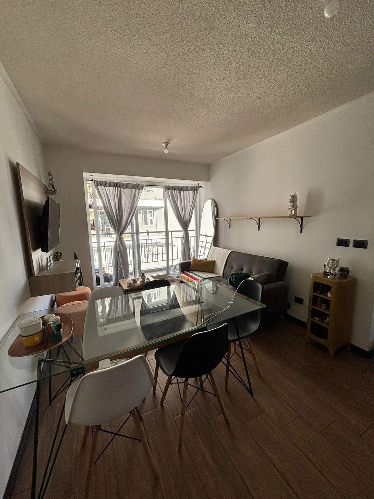 Apartamento en Zona 11 — Apartamento en Alquiler en Zona 11, Guatemala, Ciudad — foto 2 de 10