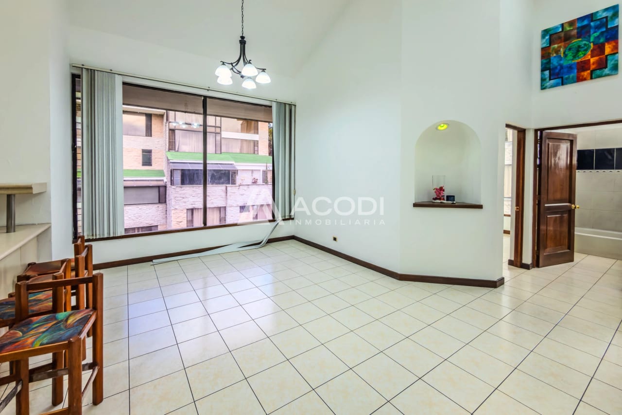 Apartamento semi amueblado en Zona 15 — Apartamento en Alquiler en Zona 15, Guatemala, Ciudad — foto 1 de 9