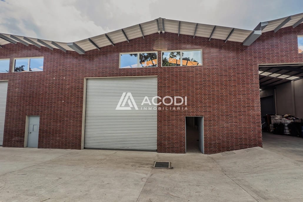 Bodega en San Lucas Sacatepéquez — Bodega / Ofibodega en Alquiler en San Lucas Sacatepéquez, Sacatepéquez — foto 1 de 6