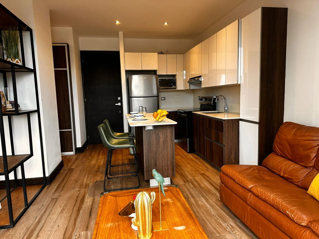 Apartamento tipo estudio en Zona 10 — Apartamento en Alquiler en Zona 10, Guatemala, Ciudad — foto 1 de 7