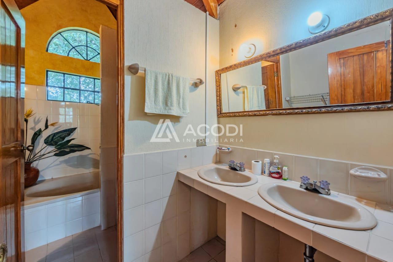 Casa en San Bartolomé Milpas Altas, Sacatepéquez — Casa en Venta en San Bartolomé Milpas Altas, Sacatepéquez — foto 11 de 12
