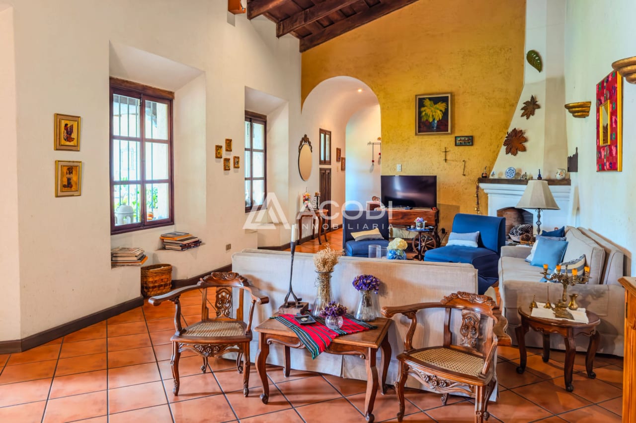 Propiedad en Casco de Antigua Guatemala — Casa en Venta en Antigua, Sacatepéquez — foto 3 de 10