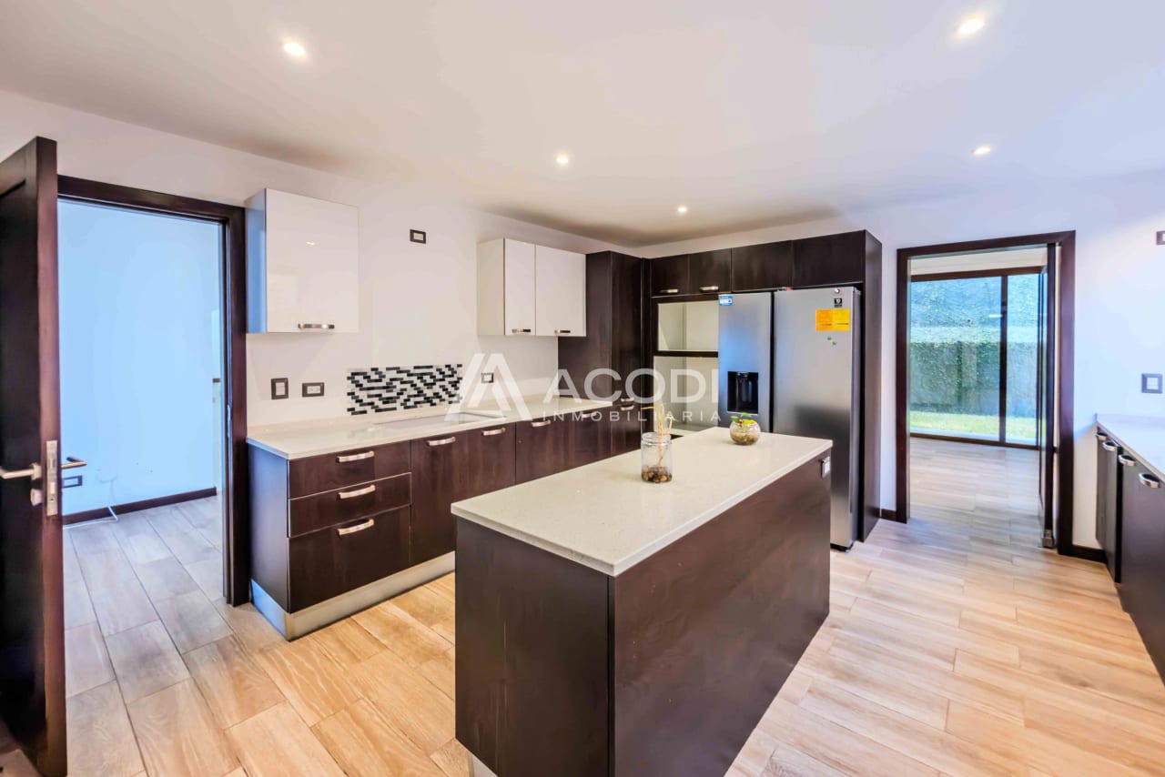 Casa en San Miguel Buena Vista — Casa en Venta en Santa Catarina Pinula, Guatemala, Ciudad — foto 3 de 10
