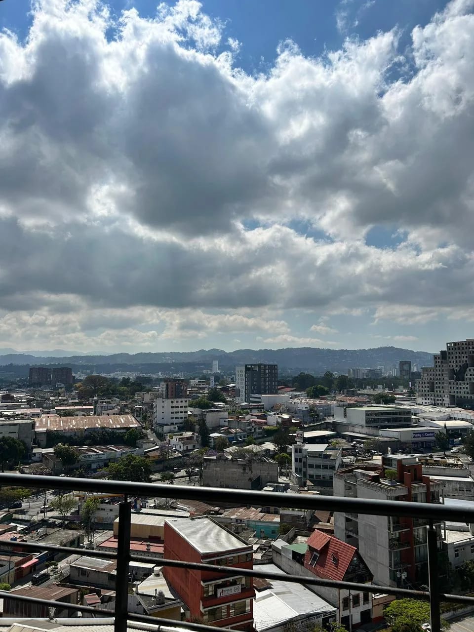 Apartamento en Zona 4 — Apartamento en Alquiler en Zona 4, Guatemala, Ciudad — foto 9 de 10