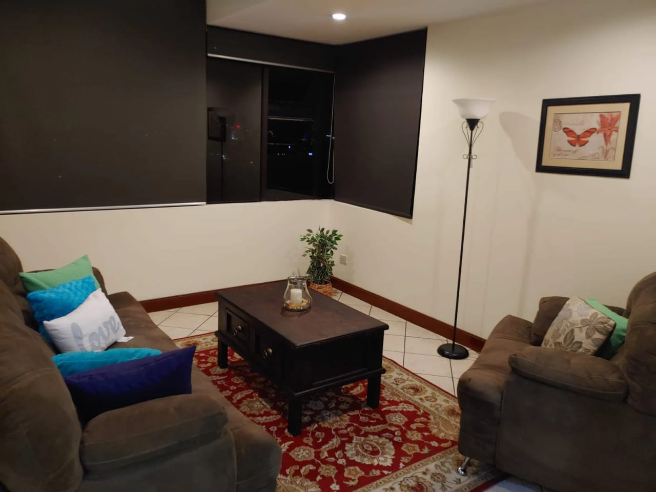 Apartamento amueblado en Zona 10 — Apartamento en Alquiler en Zona 10, Guatemala, Ciudad — foto 3 de 9
