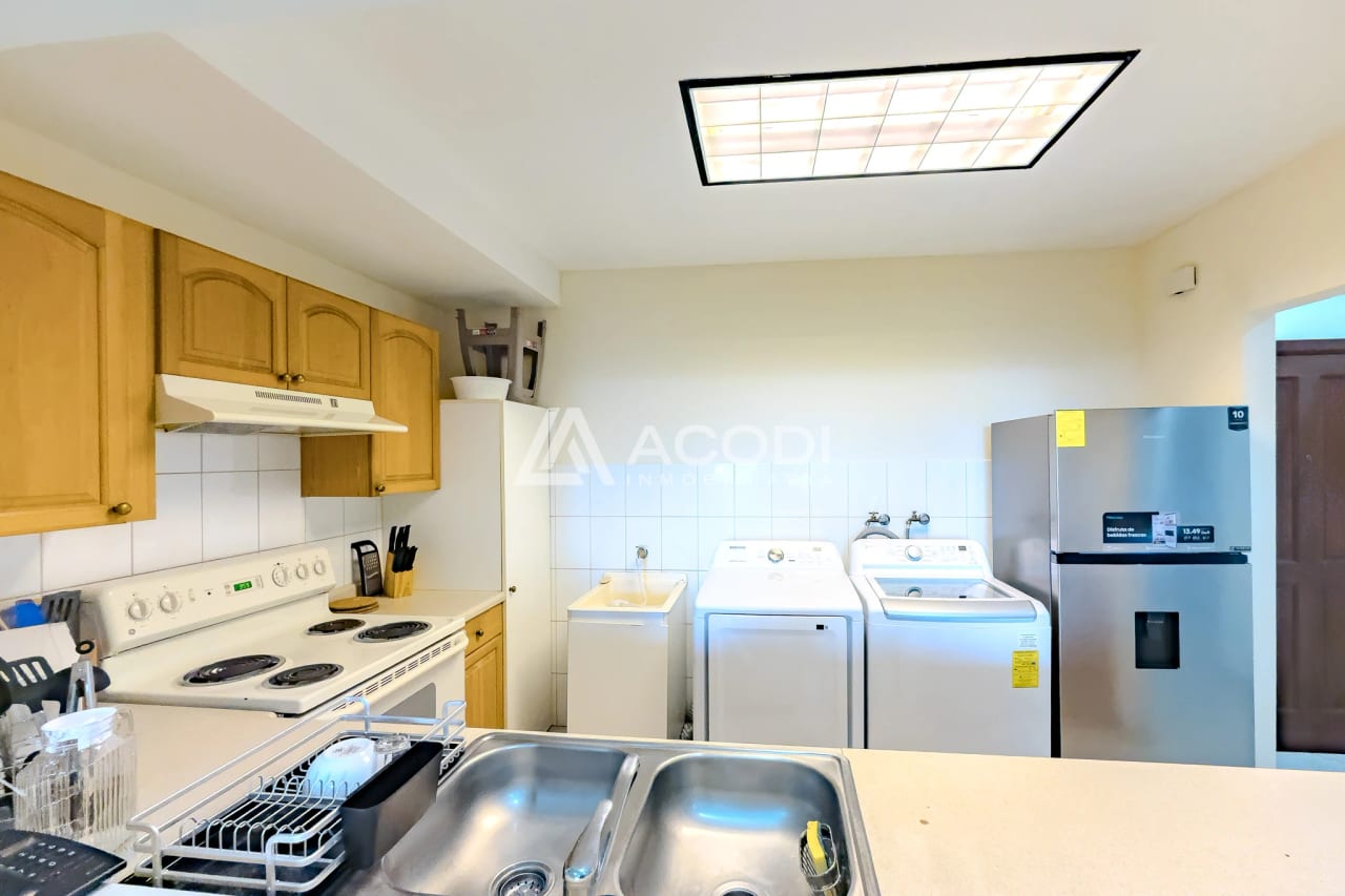 Apartamento amueblado en Zona 10 — Apartamento en Alquiler en Zona 10, Guatemala, Ciudad — foto 3 de 7