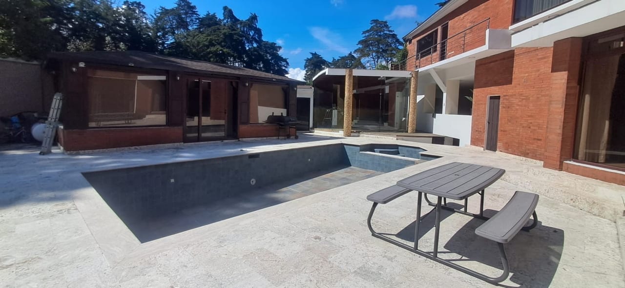 DISPONIBLE EN VENTA Y RENTA HACIENDA MIREGE CARRETERA AL SALVADOR KM18.7 — Casa en Venta en Carretera a El Salvador, Guatemala, Ciudad — foto 9 de 9