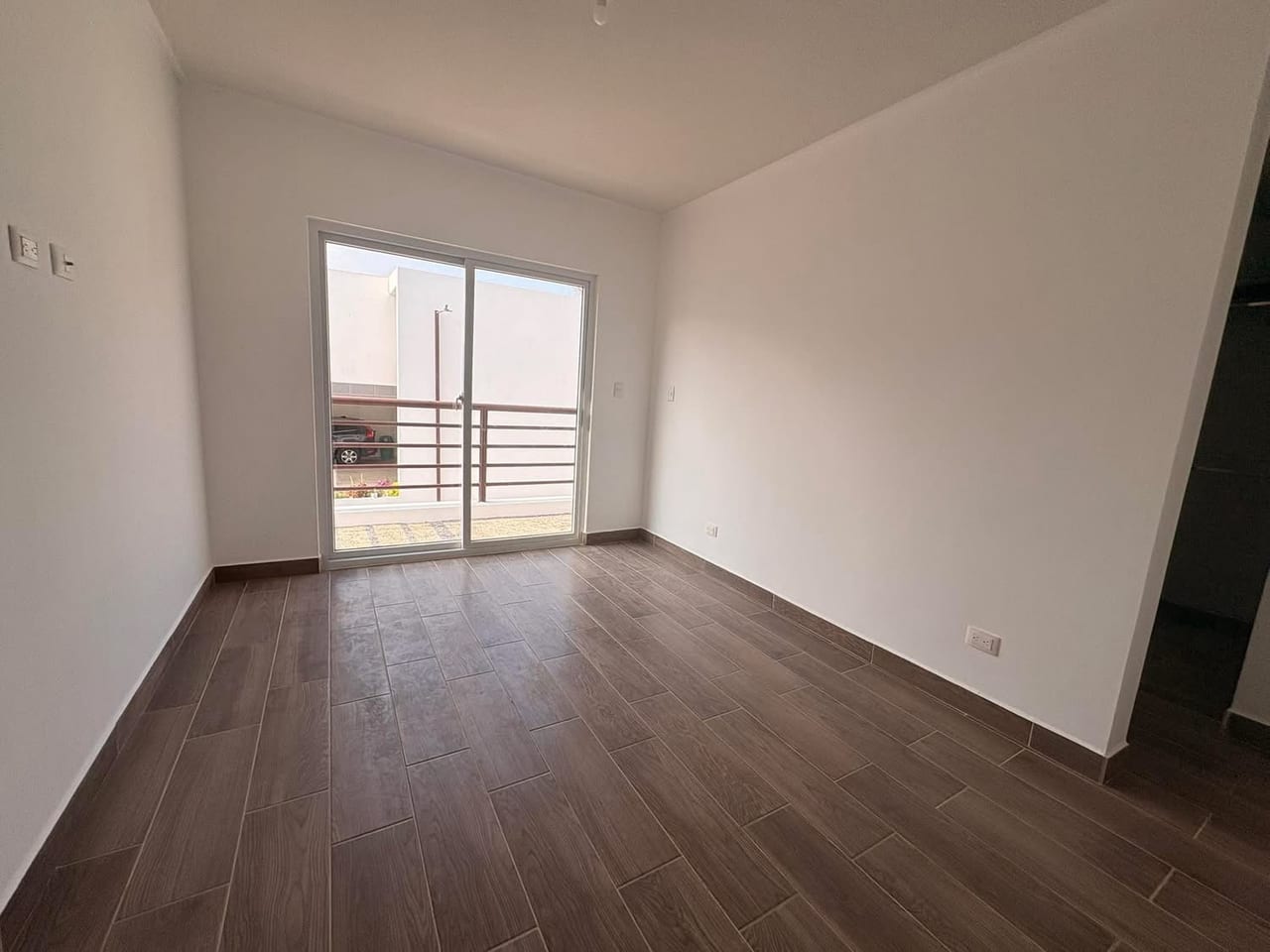 Estrena Casa en Sante Ciudad San Cristobal Aprovecha Nuestra Promoción Contsctanos — Casa en Venta en Zona 8 Mixco, Guatemala, Ciudad — foto 9 de 14