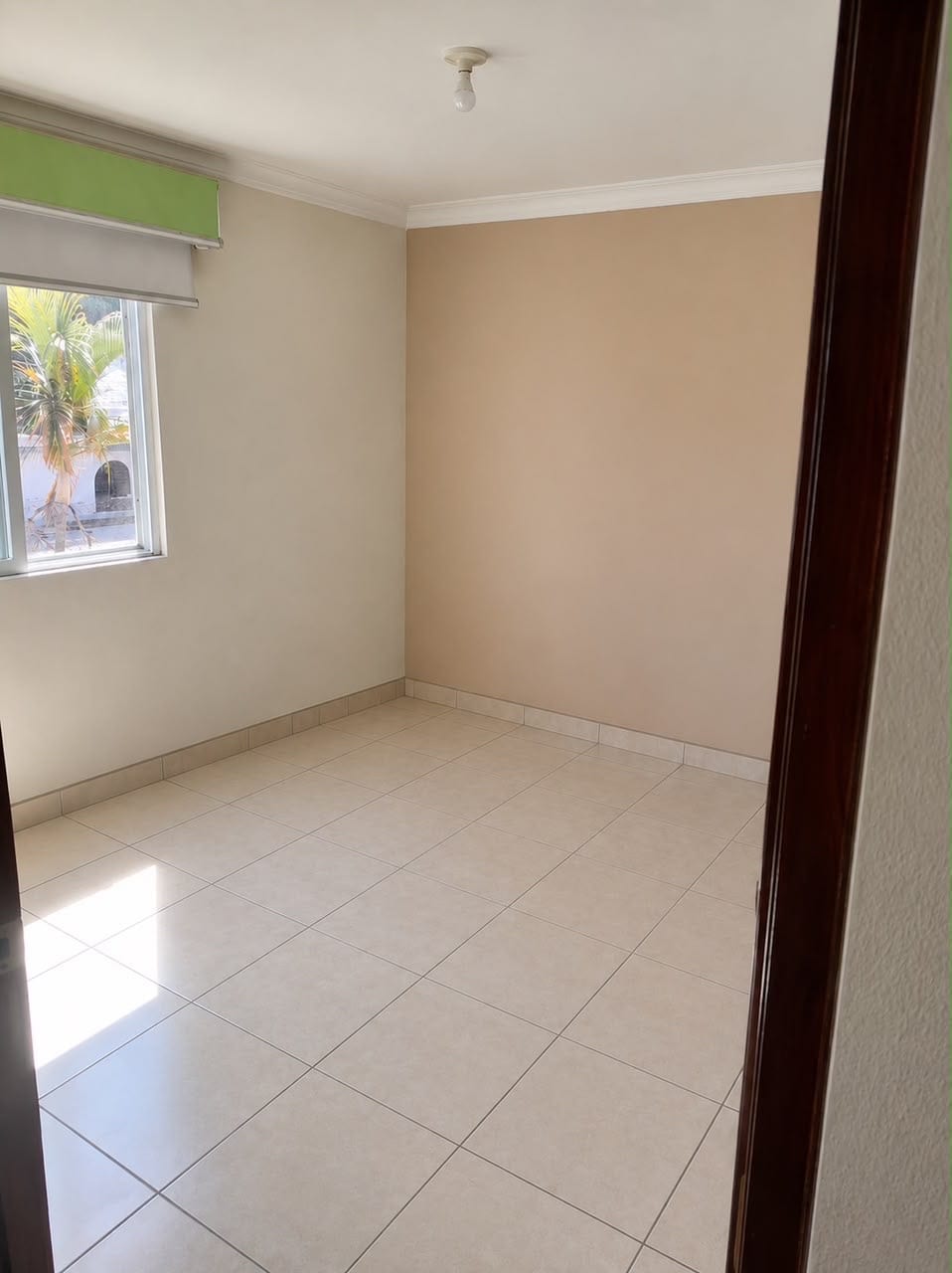 Vendo o Rentó Casa en Prados de San Cristobal Tipo Roma con Loft — Casa en Venta en Prados de San Cristóbal, Zona 8 Mixco, Guatemala, Ciudad — foto 9 de 10