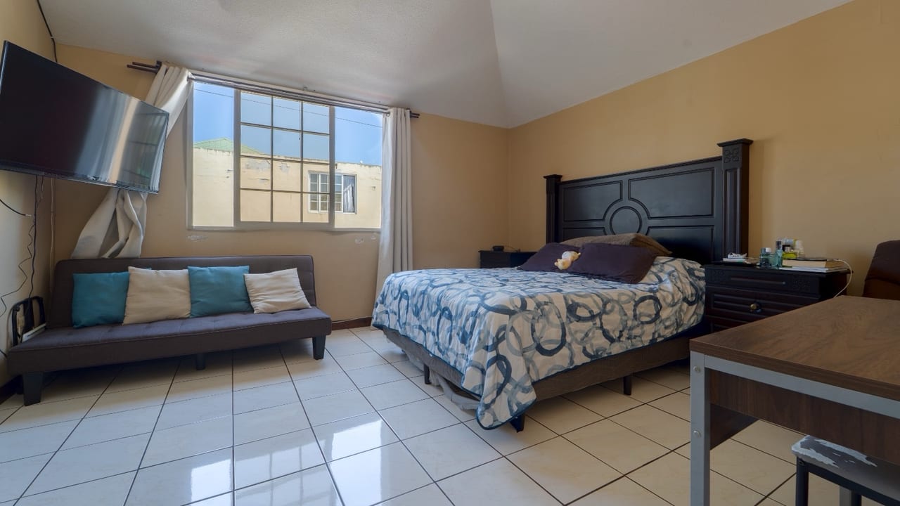 Oportunidad de Vivienda o Inversión Casa en Venta Condominio Santa Lucía Sector A10 Ciudad San Cristobal Super Precio — Casa en Venta en Zona 8 Mixco, Guatemala, Ciudad — foto 9 de 17