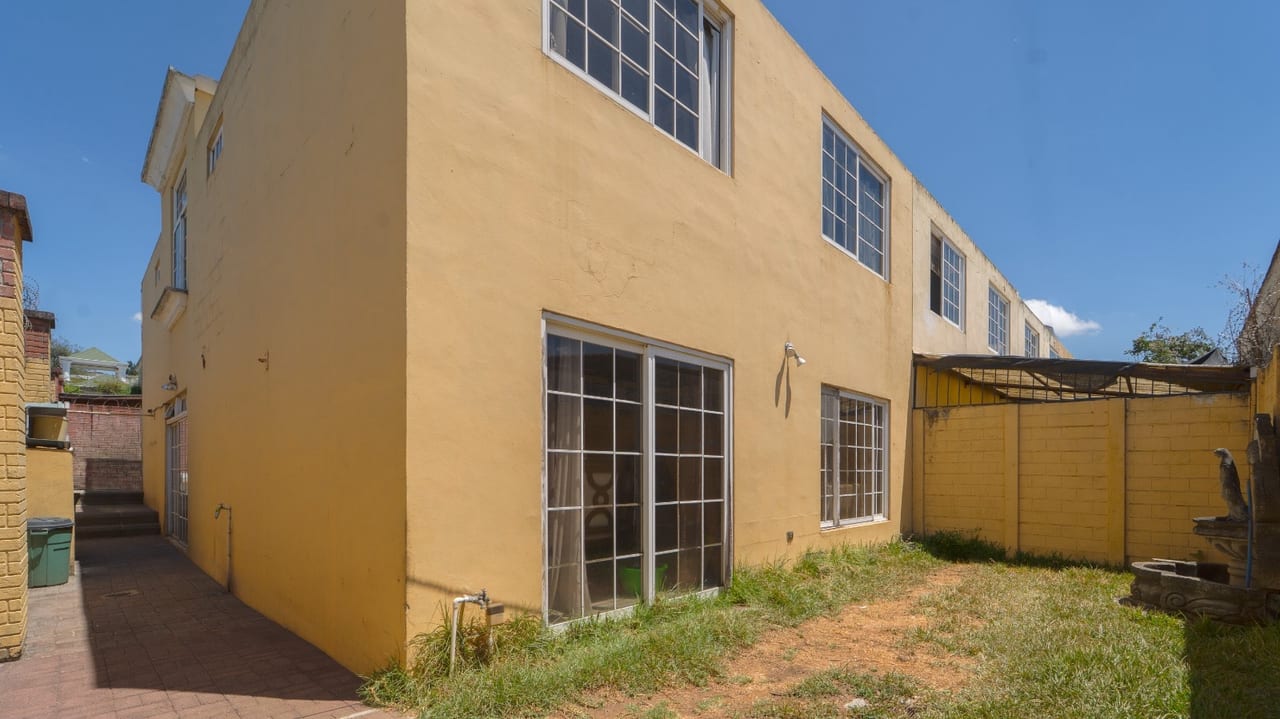 Oportunidad de Vivienda o Inversión Casa en Venta Condominio Santa Lucía Sector A10 Ciudad San Cristobal Super Precio — Casa en Venta en Zona 8 Mixco, Guatemala, Ciudad — foto 17 de 17