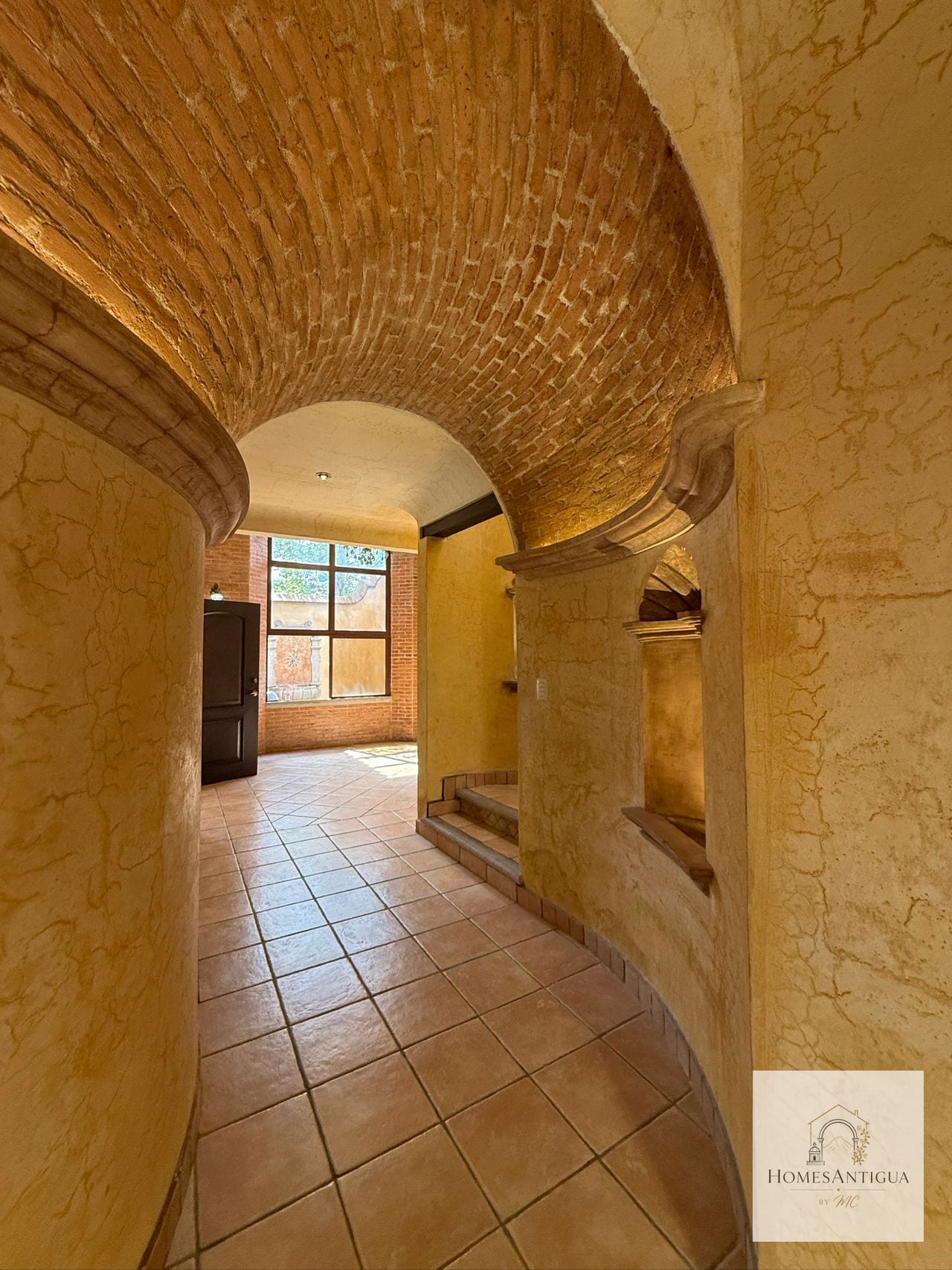 Casa Exclusiva en Venta | Condominio Bella Vista, Jocotenango (copia) — Casa en Venta en Jocotenango, Sacatepéquez — foto 2 de 14