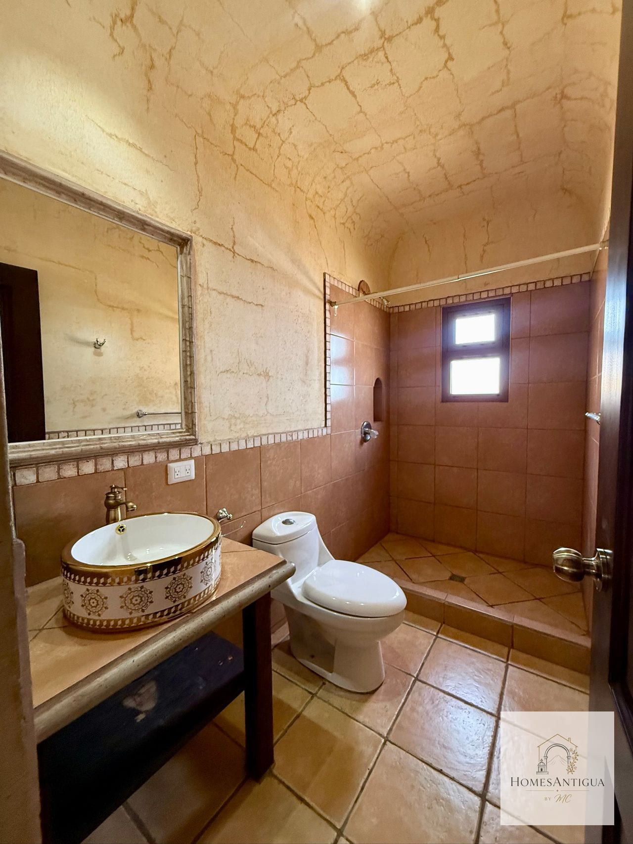Casa Exclusiva en Venta | Condominio Bella Vista, Jocotenango (copia) — Casa en Venta en Jocotenango, Sacatepéquez — foto 9 de 14