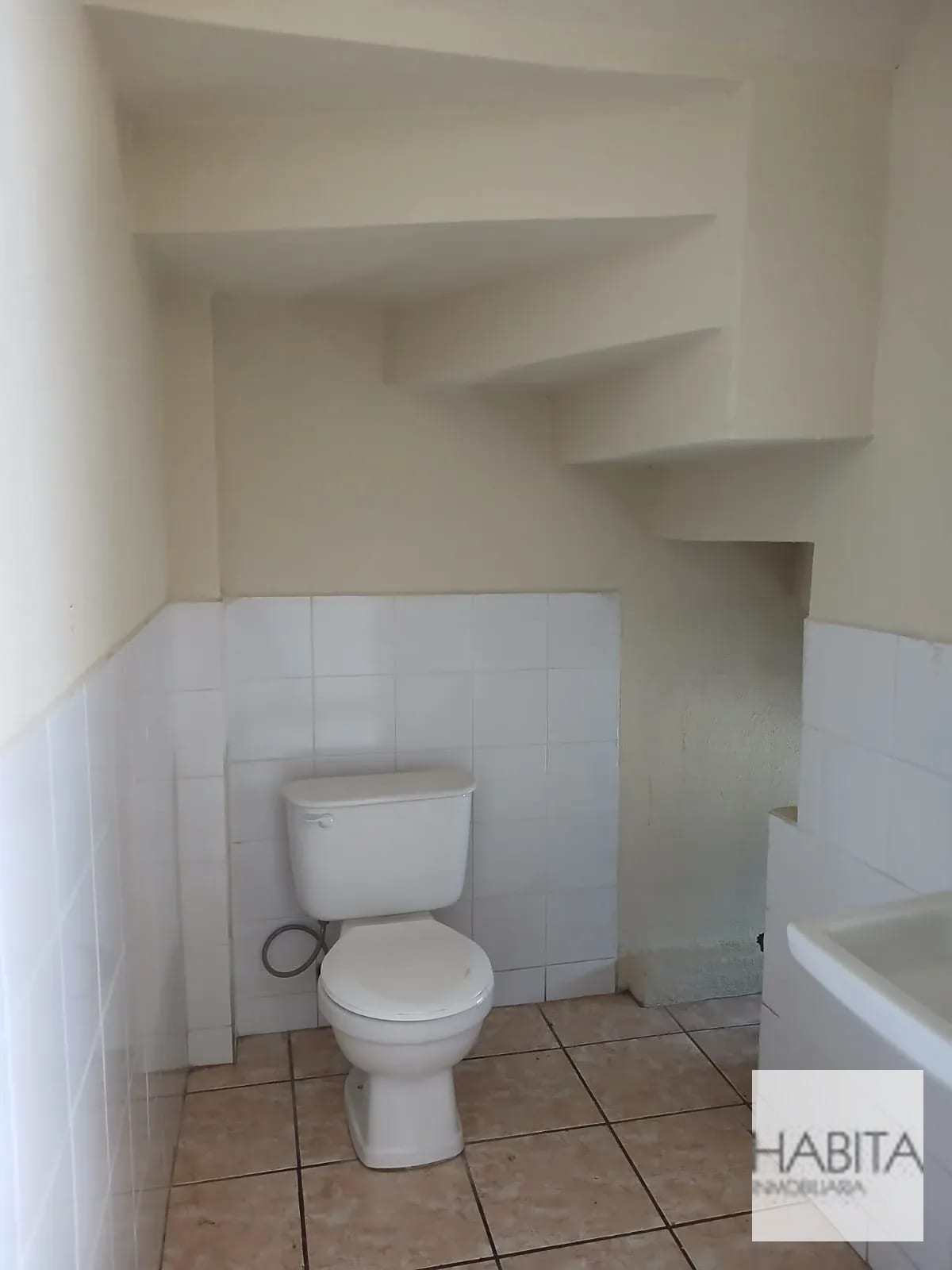 Casa en Alquiler en Colinas de Monte María Sur, Villa Nueva — Casa en Alquiler en Villa Nueva, Guatemala, Ciudad — foto 3 de 10