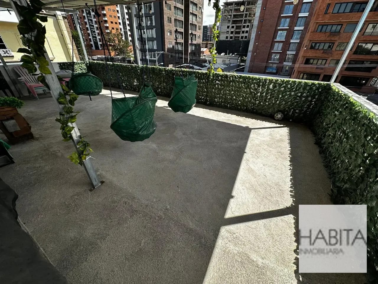 Casa para Vivienda/Oficina en zona 10 — Casa en Alquiler en Zona 10, Guatemala, Ciudad — foto 10 de 12