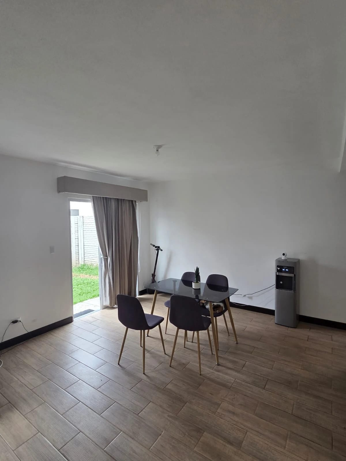 Casa Venta Bosques de Santa Elena 3 habitaciones — Casa en Venta en Carretera a El Salvador, Guatemala, Ciudad — foto 4 de 13