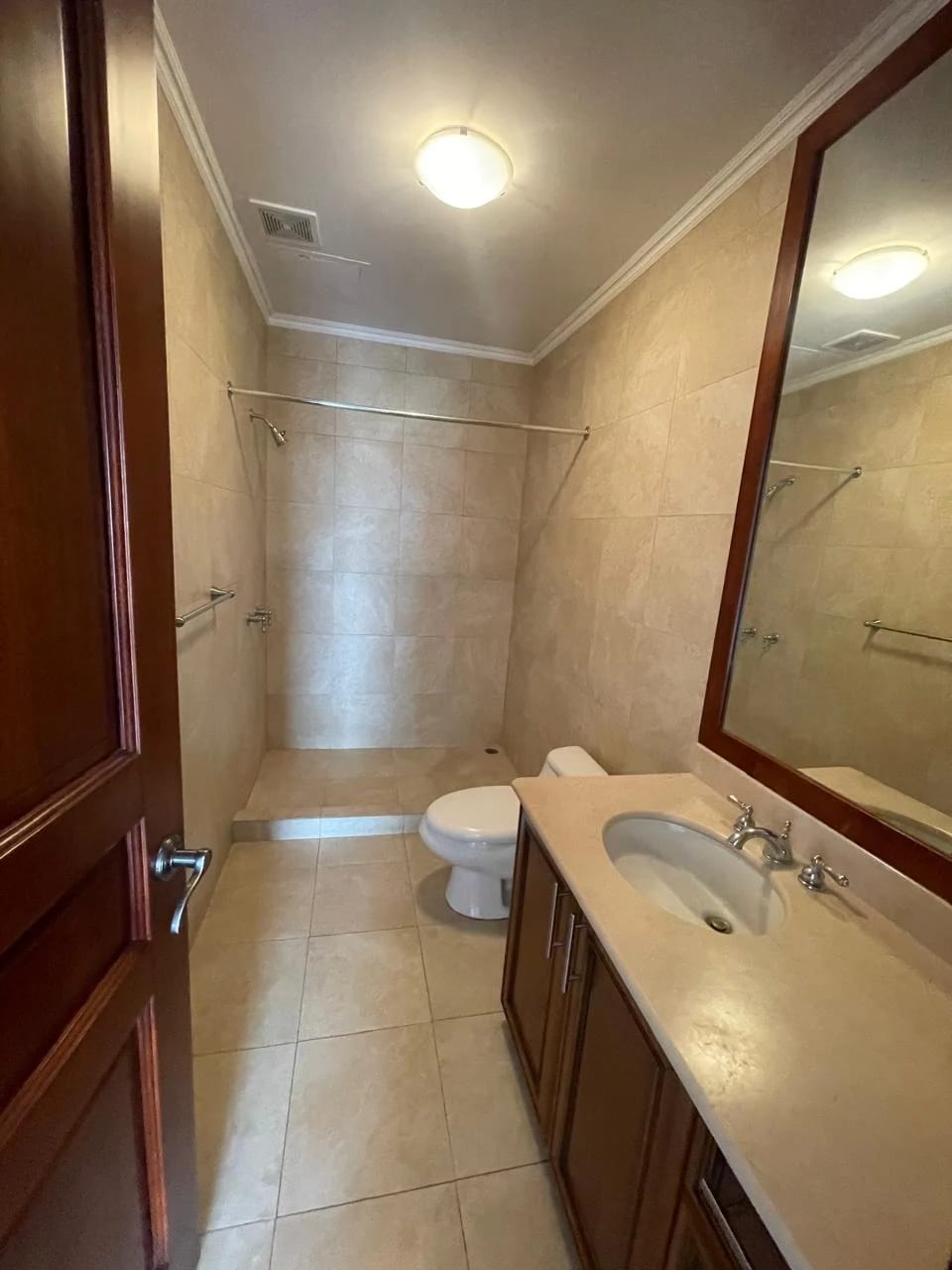 Apartamento Tadeus z14 con 3 habitaciones y cuarto servicio — Apartamento en Alquiler en Tadeus, Zona 14, Guatemala, Ciudad — foto 7 de 17