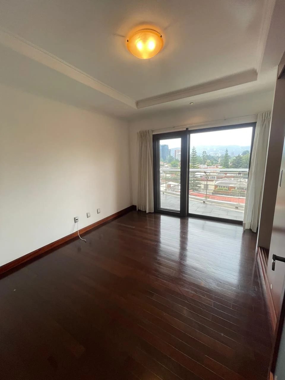 Apartamento Tadeus z14 con 3 habitaciones y cuarto servicio — Apartamento en Alquiler en Tadeus, Zona 14, Guatemala, Ciudad — foto 12 de 17