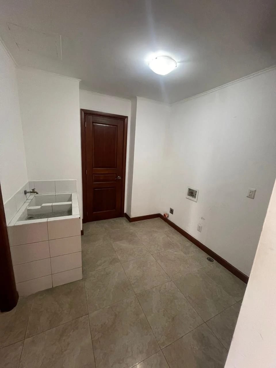 Apartamento Tadeus z14 con 3 habitaciones y cuarto servicio — Apartamento en Alquiler en Tadeus, Zona 14, Guatemala, Ciudad — foto 15 de 17