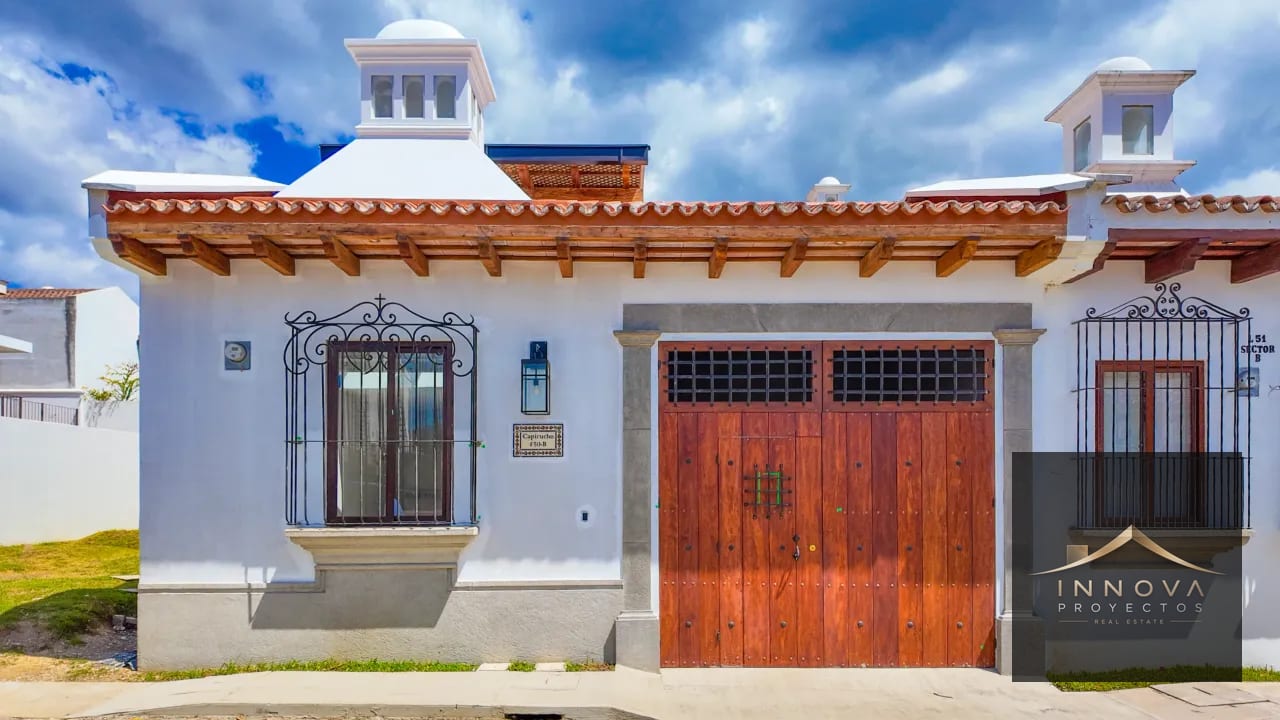 Casa en Venta en Antigua Guatemala — Casa en Venta en Ciudad Vieja, Sacatepéquez — foto 1 de 11