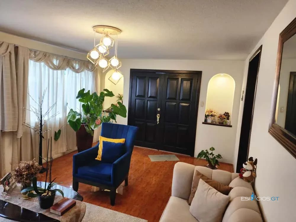 CASA EN VENTA SAN CRISTÓBAL CERCA DE SANKRIS MALL — Casa en Venta en Zona 8 Mixco, Guatemala, Ciudad — foto 4 de 4