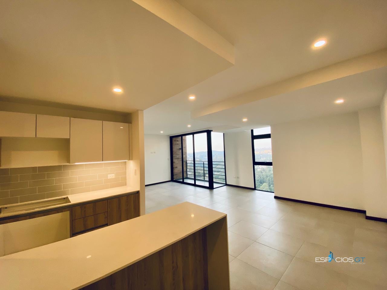 Apartamento cerca de universidades y hospitales en venta $ — Apartamento en Venta en Zona 10, Guatemala, Ciudad — foto 1 de 6