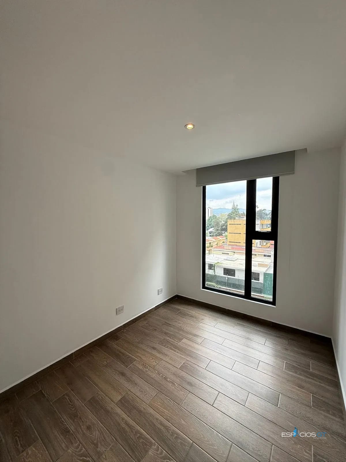 APARTAMENTO EN ZONA 1595 m² | 3 dormitorios | 2 parqueos (+1) — Apartamento en Alquiler en Parque 15, Zona 15, Guatemala, Ciudad — foto 6 de 11