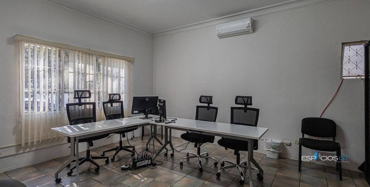 Oficina en Renta Zona 10 Primer Nivel 7 Ambientes — Casa en Alquiler en Zona 10, Guatemala, Ciudad — foto 4 de 6