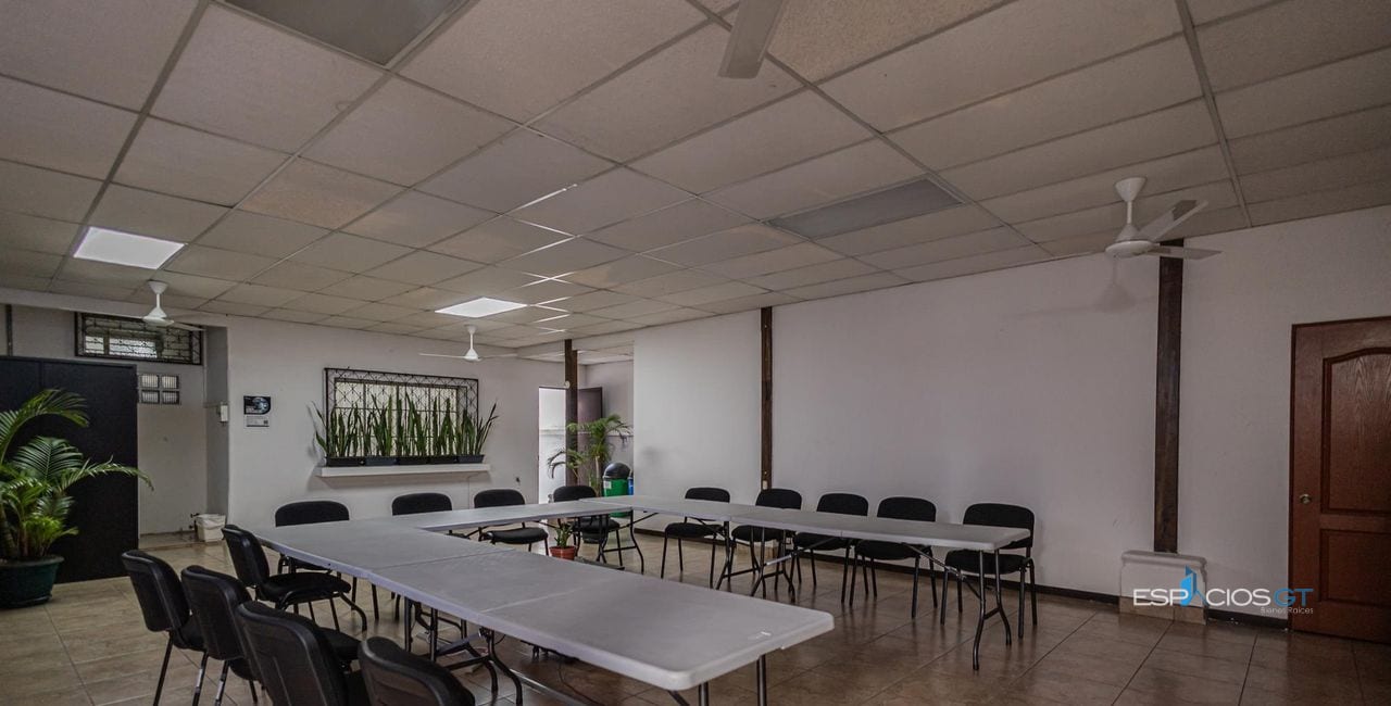 Oficina en Renta Zona 10 Primer Nivel 7 Ambientes — Casa en Alquiler en Zona 10, Guatemala, Ciudad — foto 6 de 6