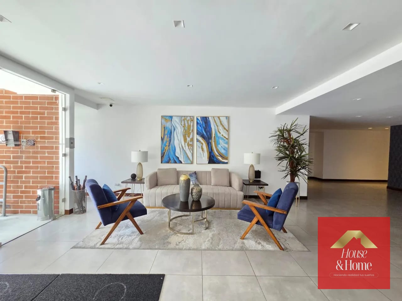 Apartamento amueblado en venta zona 10 — Apartamento en Venta en Casalini Diagonal 6, Zona 10, Guatemala, Ciudad — foto 14 de 17