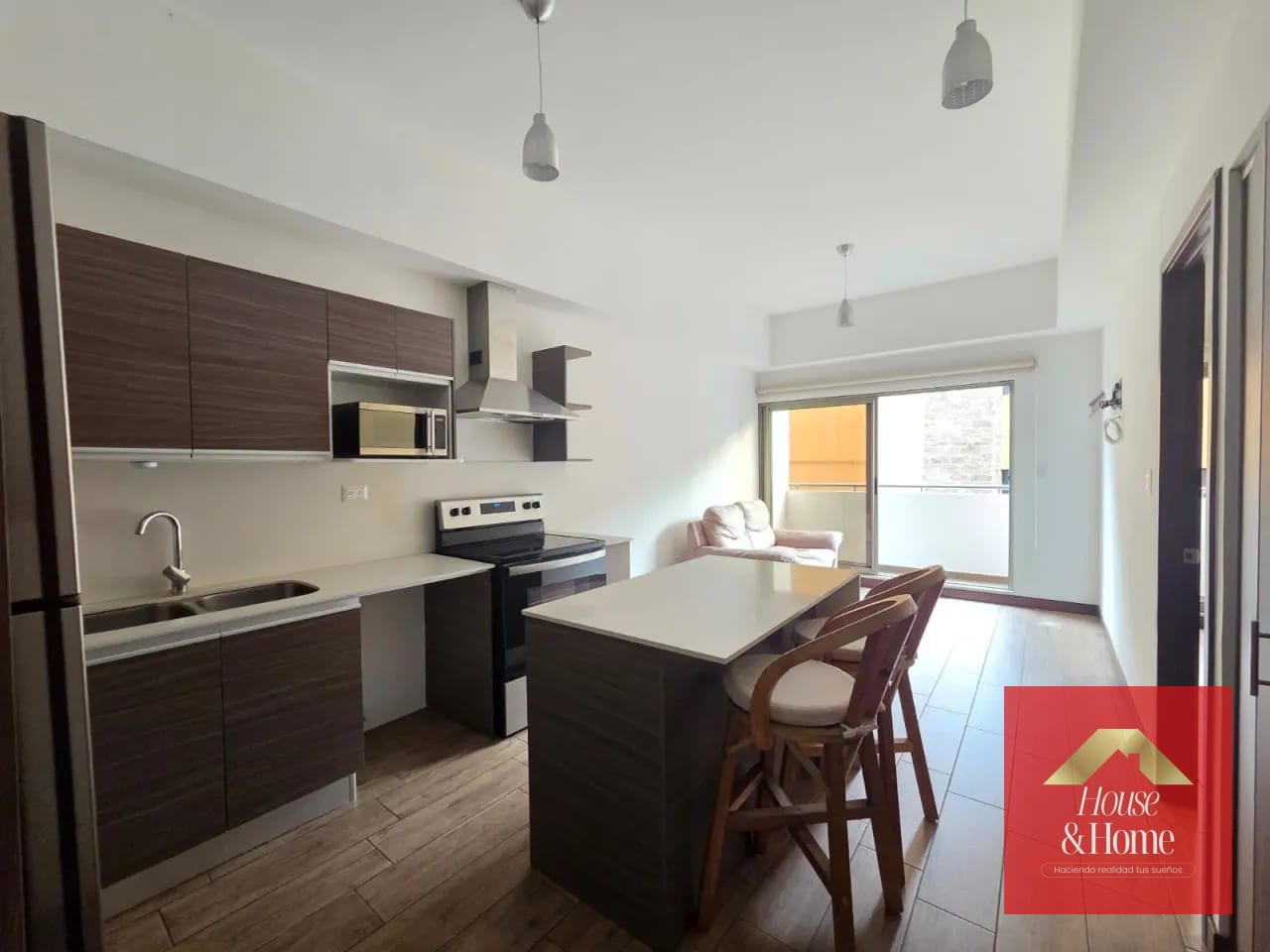 Apartamento amueblado en venta zona 10 — Apartamento en Venta en Casalini Diagonal 6, Zona 10, Guatemala, Ciudad — foto 8 de 17