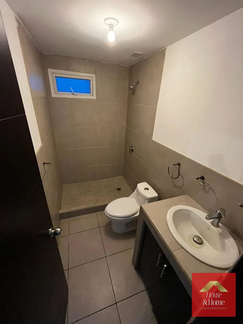 apartamento en renta zona 16 - Cañada 16 — Apartamento en Alquiler en Zona 16, Guatemala, Ciudad — foto 7 de 7