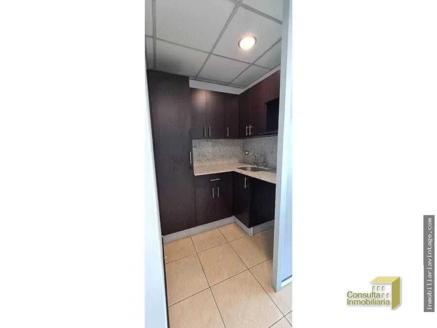 Zona 10/ Nivel alto/ 76mt² — Oficina en Venta en Torino, Zona 10, Guatemala, Ciudad — foto 5 de 6