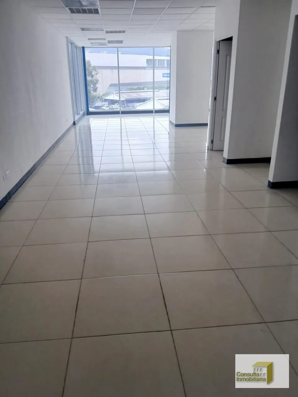 Oficina / Zona Pradera / 86.57m² — Oficina en Alquiler en Zona Pradera, Zona 10, Guatemala, Ciudad — foto 2 de 7
