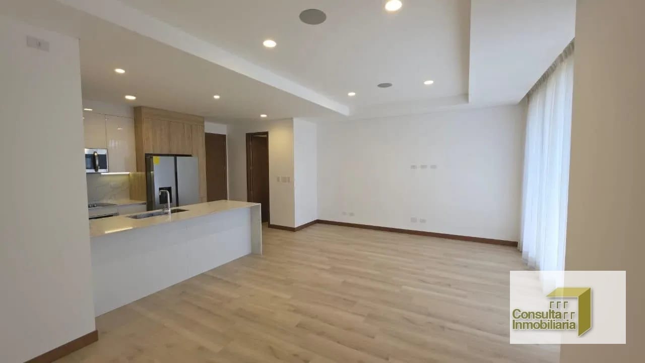 Zona 10/ Edificio Ferrediez/ 127m² — Apartamento en Alquiler en Ferré Diez, Zona 10, Guatemala, Ciudad — foto 3 de 16