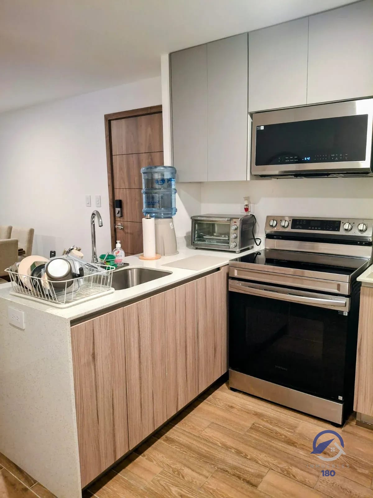 Apartamento en venta en Parque 14, zona 14 — Apartamento en Venta en Parque 14, Zona 14, Guatemala, Ciudad — foto 3 de 13