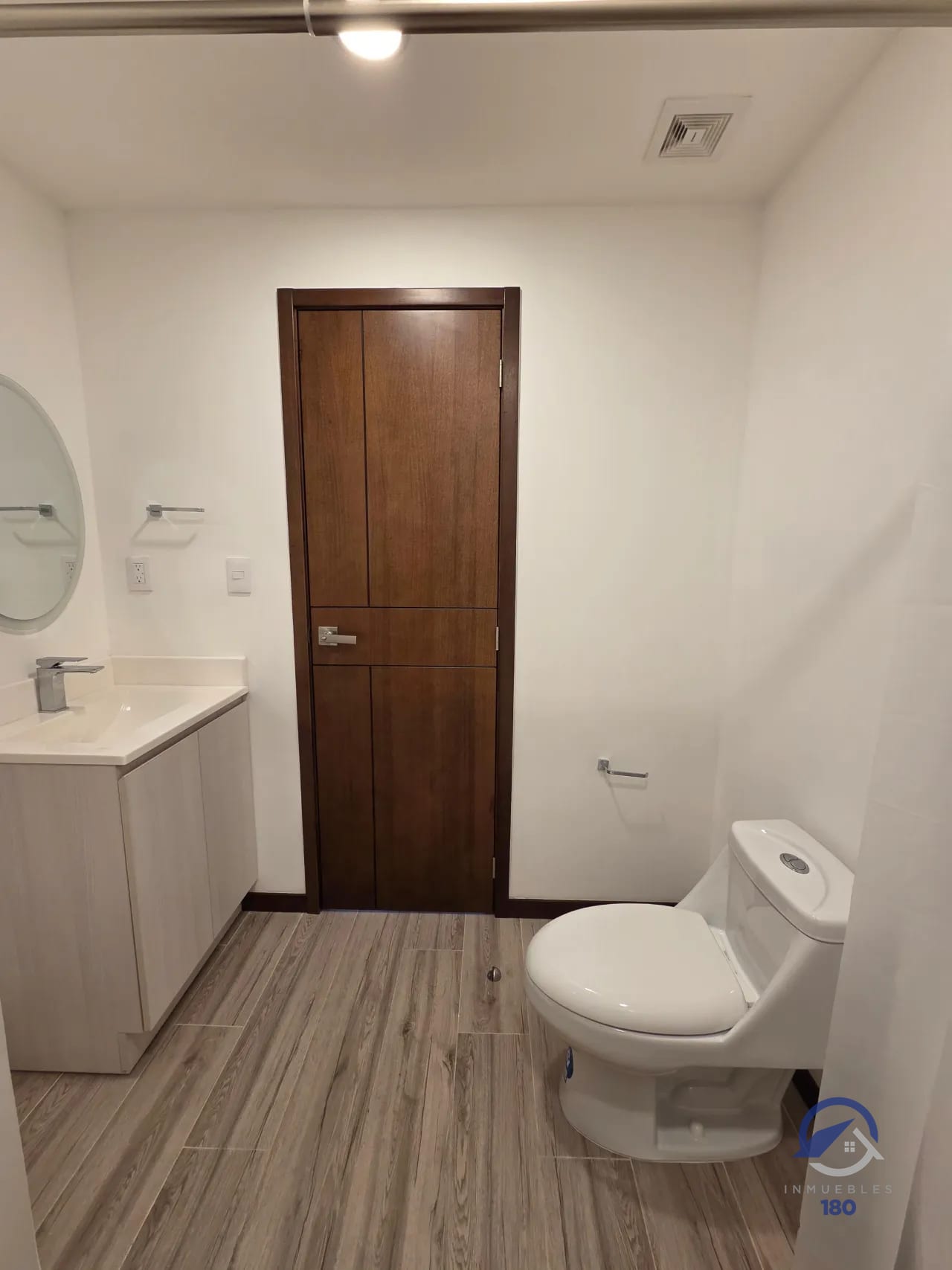 Apartamento para estrenar en renta en Edificio Neo 2, zona 10 — Apartamento en Alquiler en Neo Apartamentos, Zona 10, Guatemala, Ciudad — foto 11 de 16
